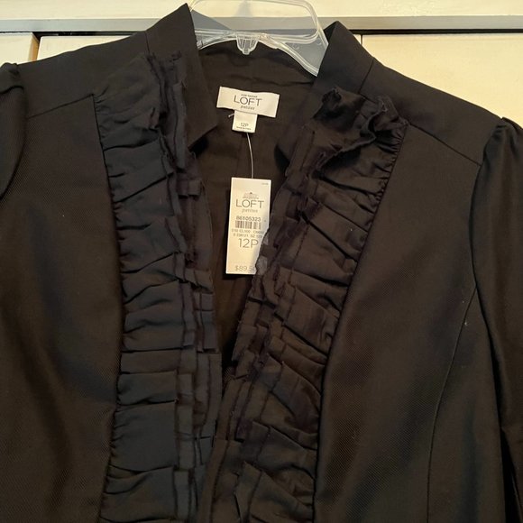 NWT! Loft Jacket Ruffle Front  - Fully Lined - Black - Size 12P - Picture 2 of 6
